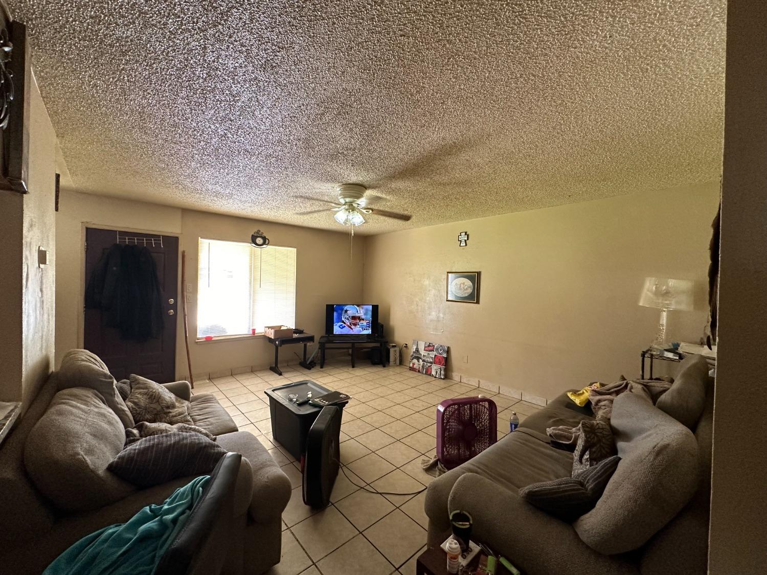 Detail Gallery Image 6 of 28 For 1016 Roselawn Ave, Modesto,  CA 95351 - – Beds | – Baths