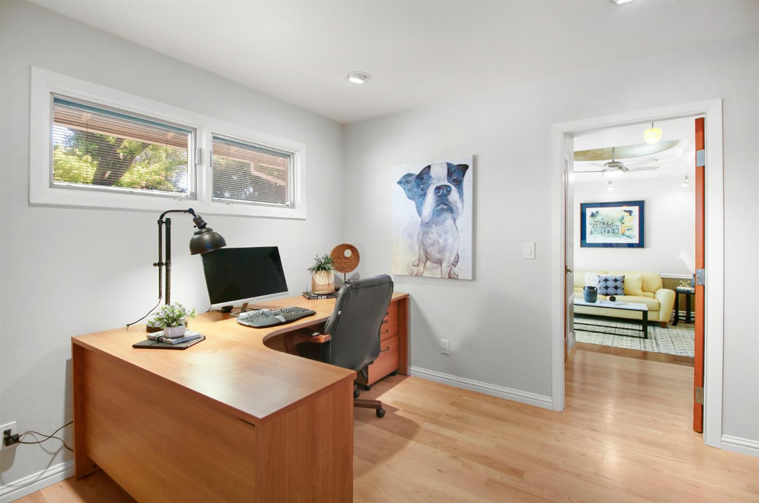 Detail Gallery Image 22 of 61 For 3950 American River Dr, Sacramento,  CA 95864 - 5 Beds | 3 Baths