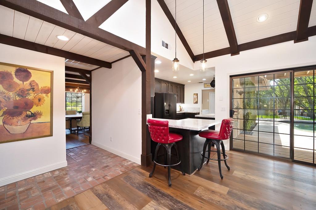 Detail Gallery Image 11 of 51 For 6542 via Sereno, Rancho Murieta,  CA 95683 - 4 Beds | 3 Baths