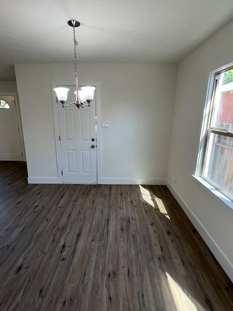 Detail Gallery Image 3 of 10 For 1570 Spring St, Stockton,  CA 95206 - 3 Beds | 1 Baths