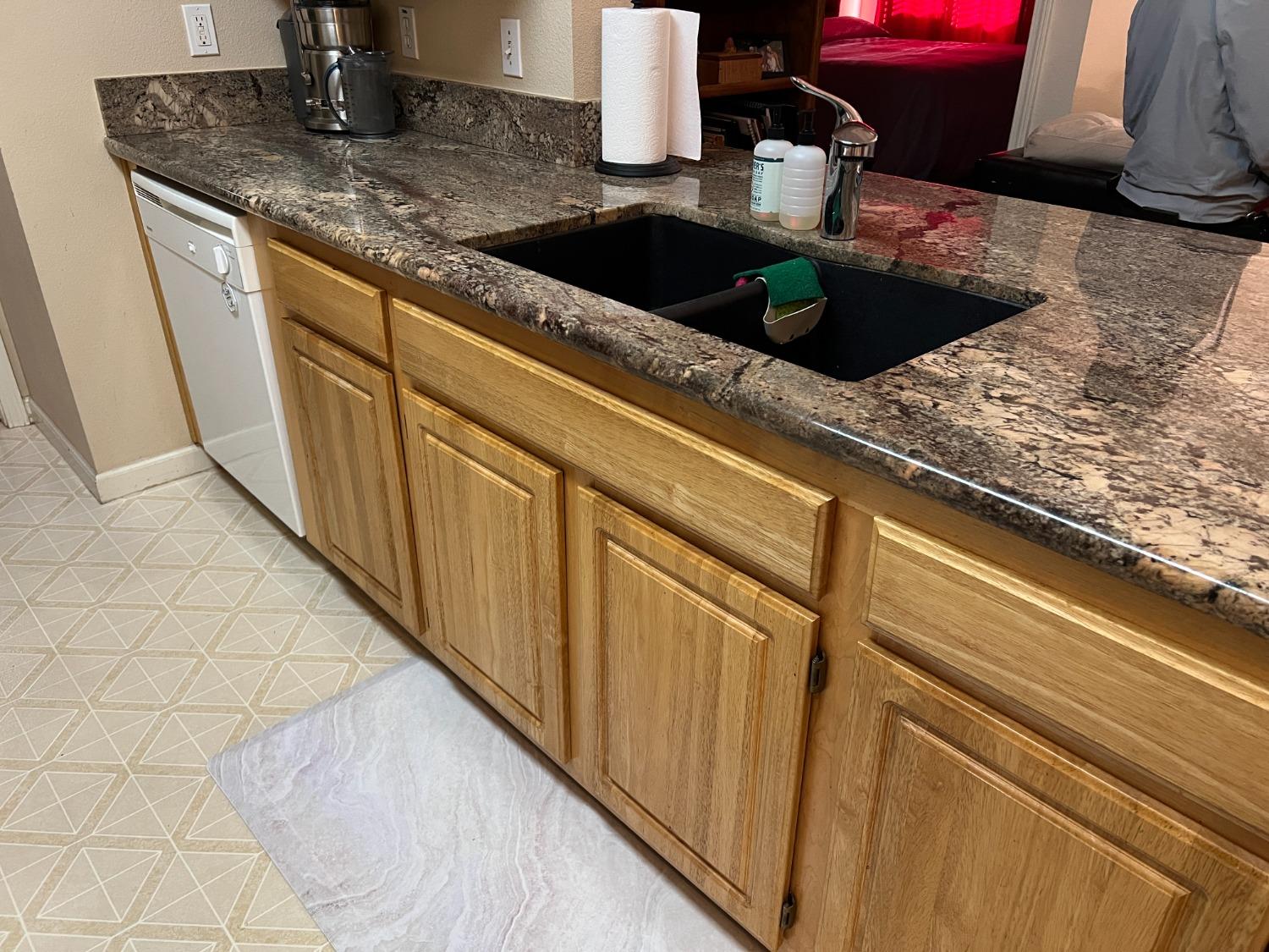 Photo #6: 225040022 Listing: Photo #6