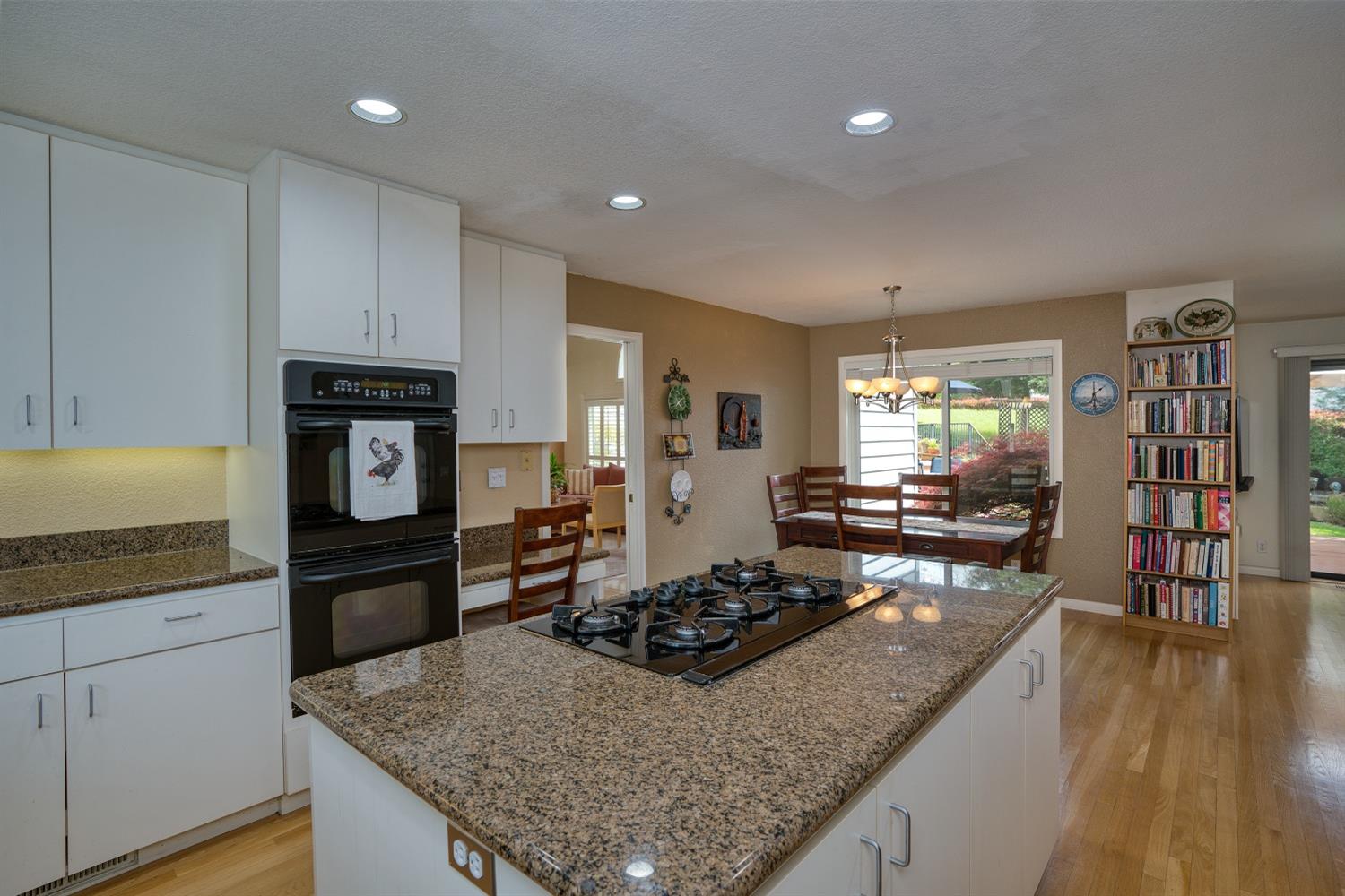 Detail Gallery Image 12 of 42 For 6156 Puerto Dr, Rancho Murieta,  CA 95683 - 3 Beds | 2 Baths