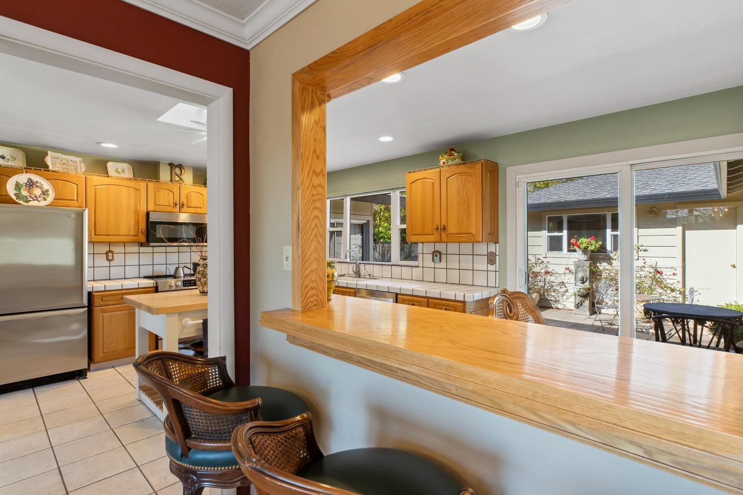 Detail Gallery Image 20 of 44 For 402 Northwood Dr, Modesto,  CA 95350 - 3 Beds | 2/1 Baths