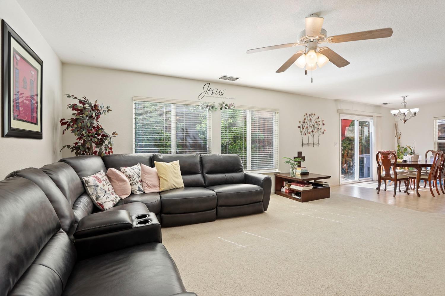 Detail Gallery Image 17 of 42 For 362 Craftsman Dr, Lathrop,  CA 95330 - 4 Beds | 2/1 Baths