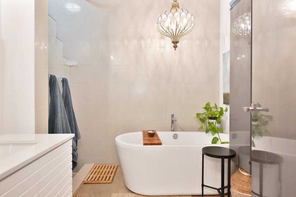 Detail Gallery Image 9 of 34 For 1725 14th St #208,  Sacramento,  CA 95811 - 1 Beds | 1 Baths