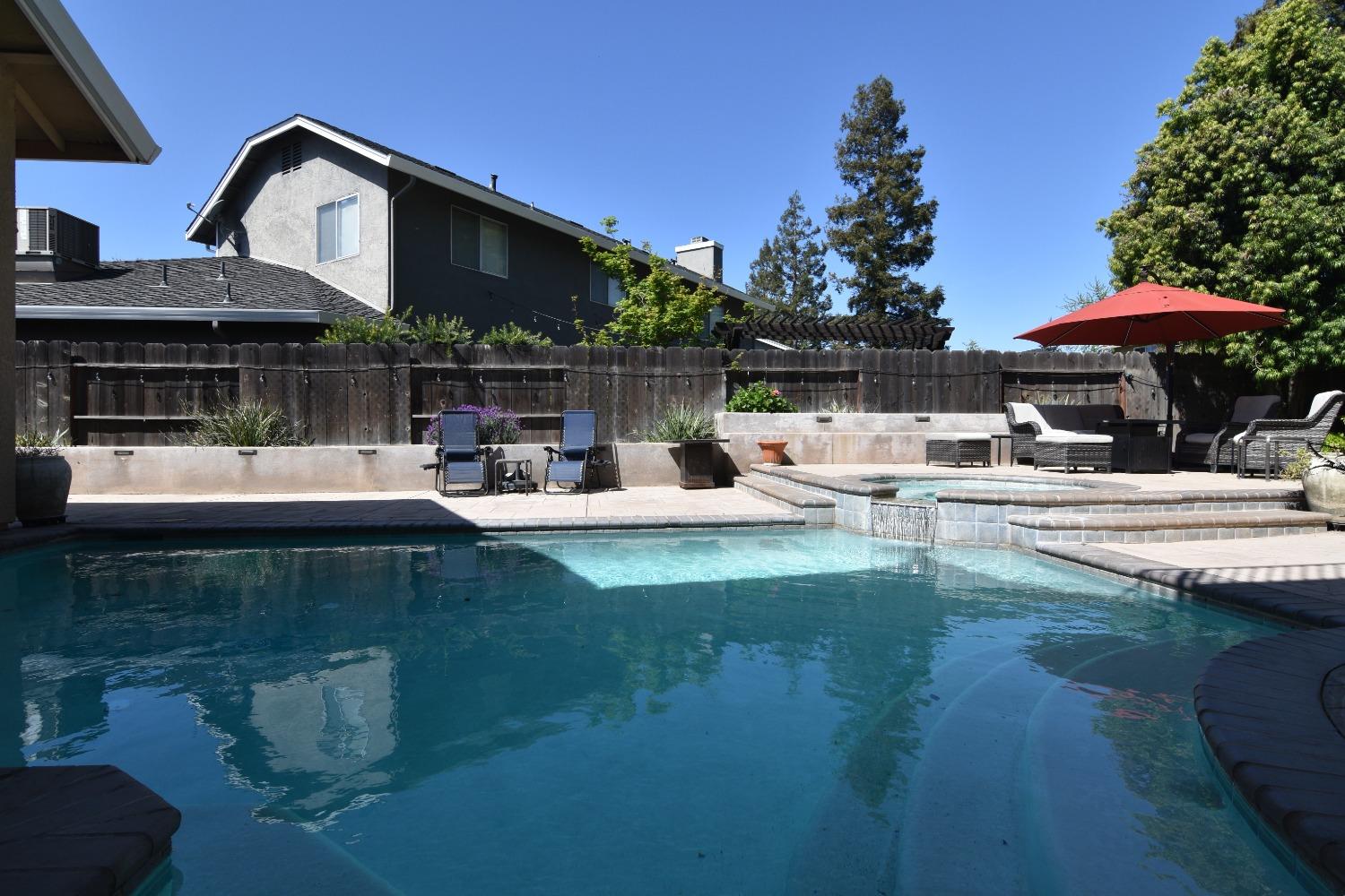 Detail Gallery Image 52 of 62 For 1945 Foxtail Ct, Turlock,  CA 95382 - 4 Beds | 3/1 Baths