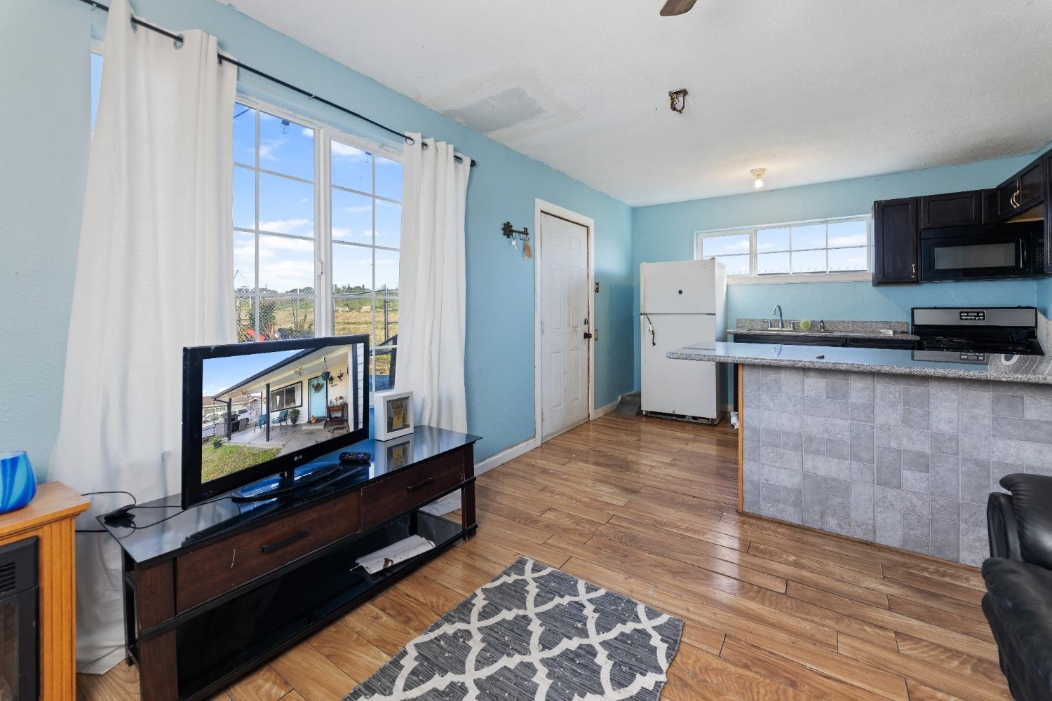 Detail Gallery Image 22 of 30 For 3158 Redwood Ave, Stockton,  CA 95205 - 2 Beds | 1 Baths