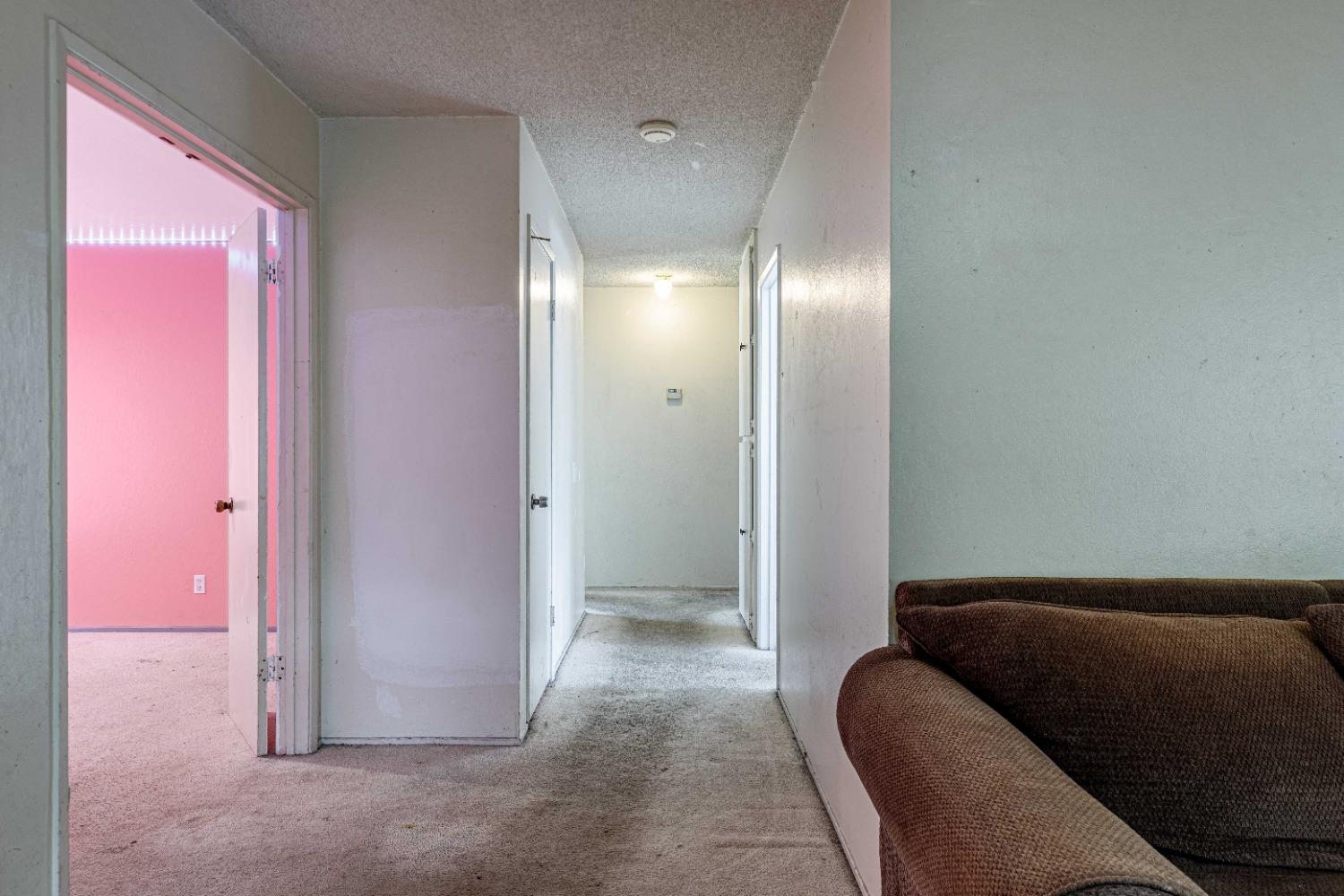 Detail Gallery Image 12 of 40 For 358 Conestoga Way, San Jose,  CA 95123 - 4 Beds | 2 Baths