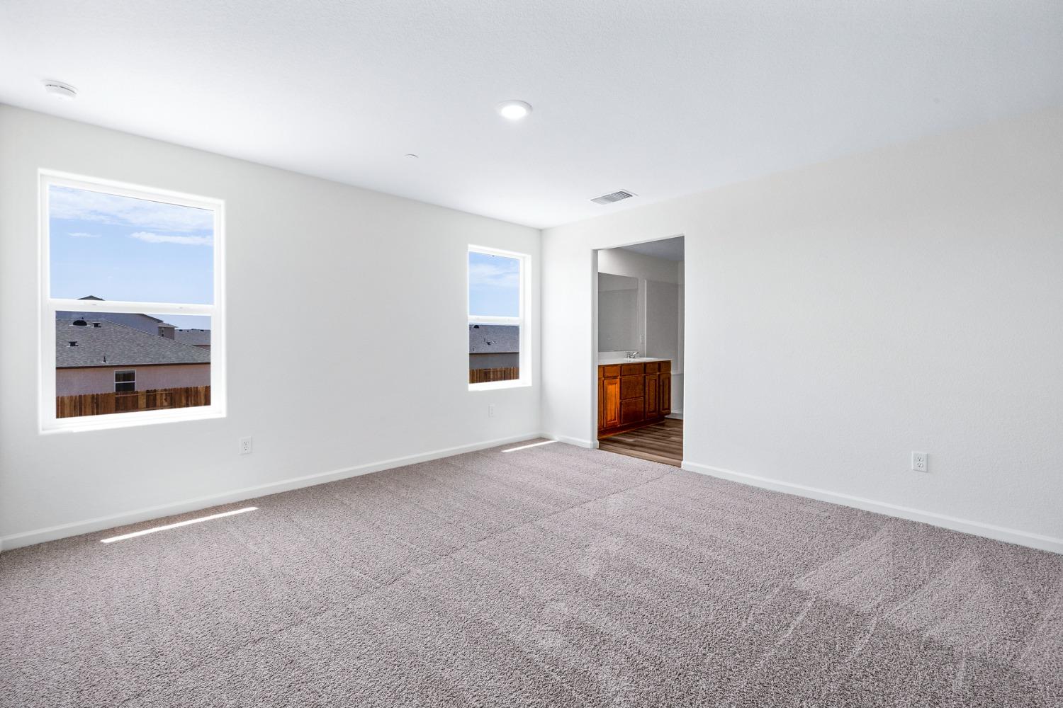 Detail Gallery Image 9 of 15 For 2150 Rita Ct, Linda,  CA 95901 - 5 Beds | 3 Baths