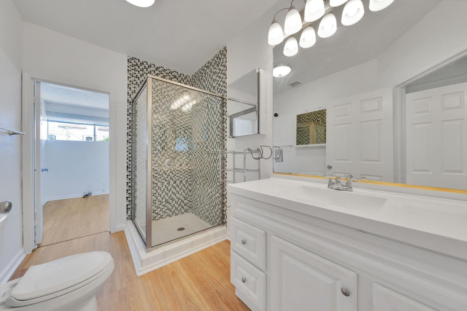 Detail Gallery Image 48 of 84 For 915 30th, Sacramento,  CA 95816 - 5 Beds | 2 Baths