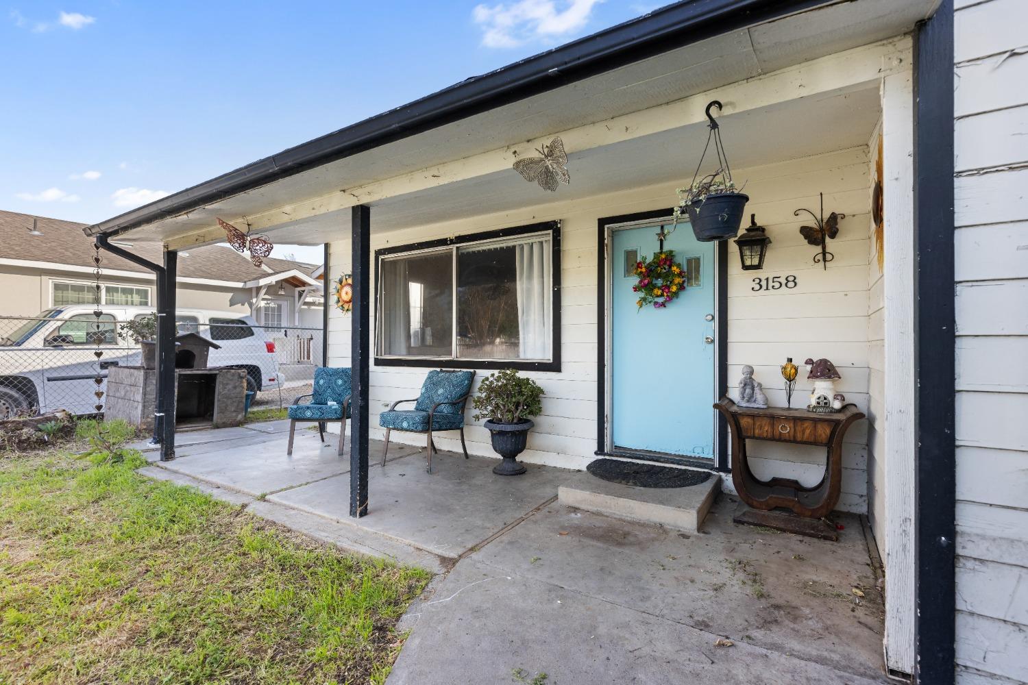 Detail Gallery Image 1 of 30 For 3158 Redwood Ave, Stockton,  CA 95205 - 2 Beds | 1 Baths