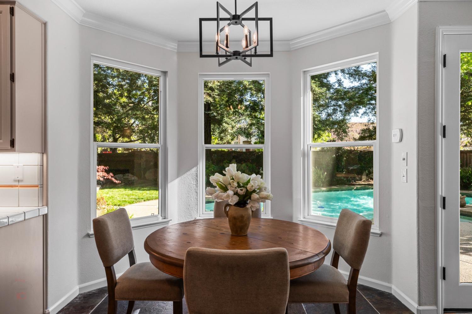 Detail Gallery Image 31 of 84 For 4583 Pine Valley Cir, Stockton,  CA 95219 - 5 Beds | 4 Baths