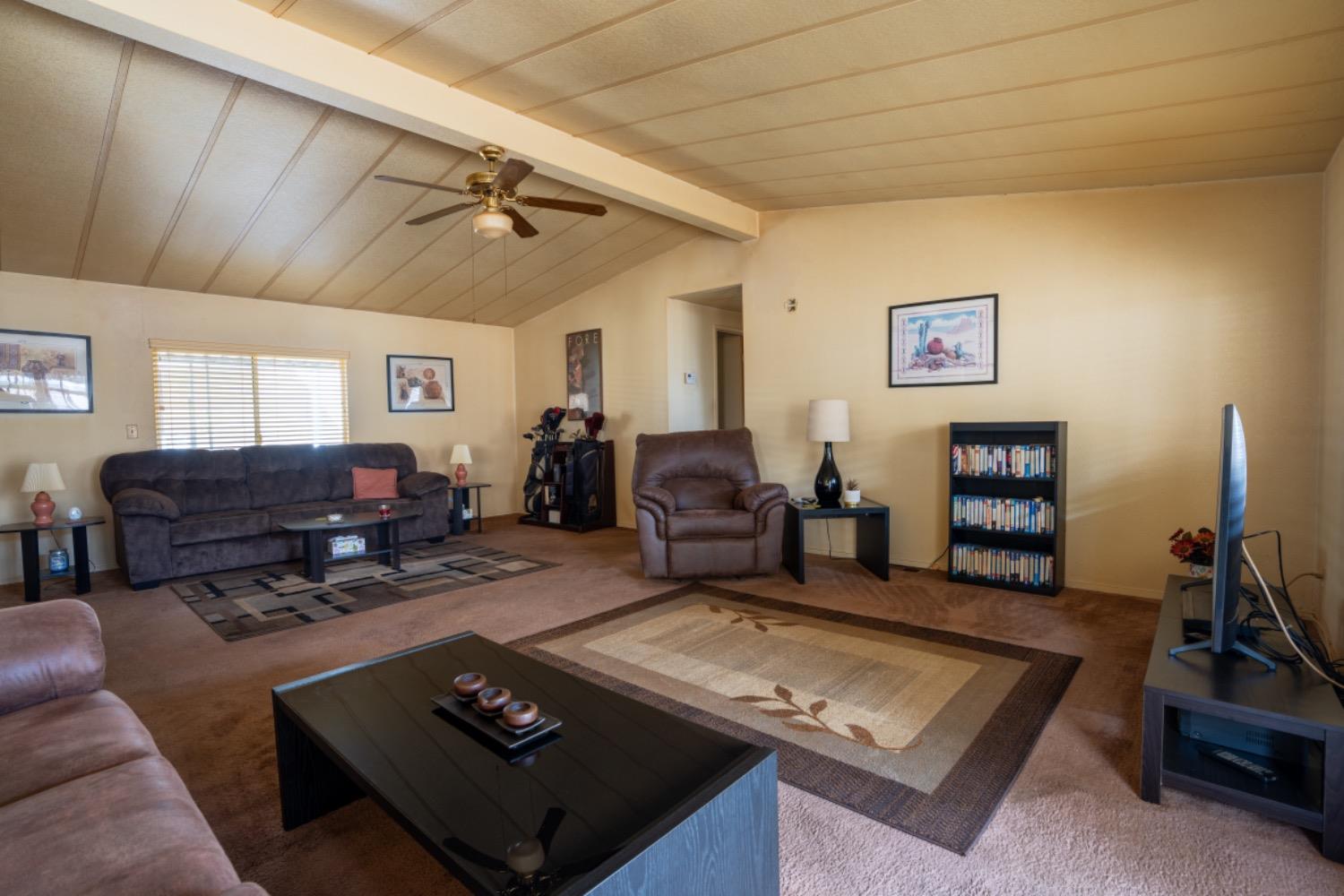 Detail Gallery Image 4 of 19 For 1500 Held Dr 7, Modesto,  CA 95355 - 3 Beds | 2 Baths