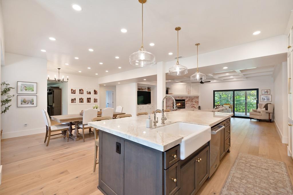 Detail Gallery Image 17 of 61 For 6616 via De Robles Dr, Rancho Murieta,  CA 95683 - 4 Beds | 3 Baths