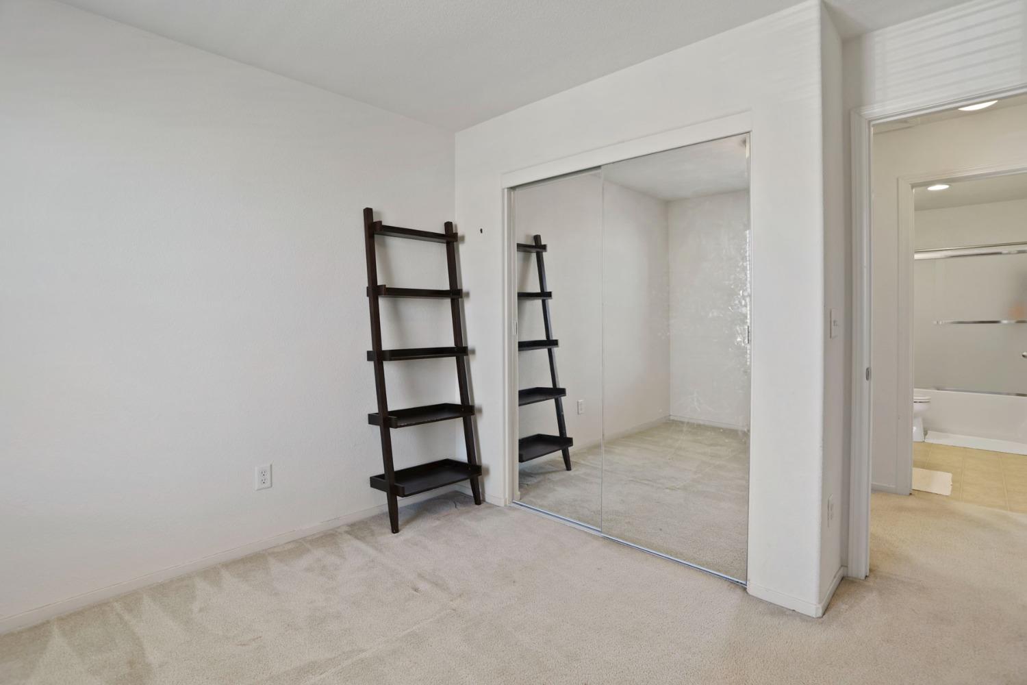 Detail Gallery Image 34 of 42 For 362 Craftsman Dr, Lathrop,  CA 95330 - 4 Beds | 2/1 Baths