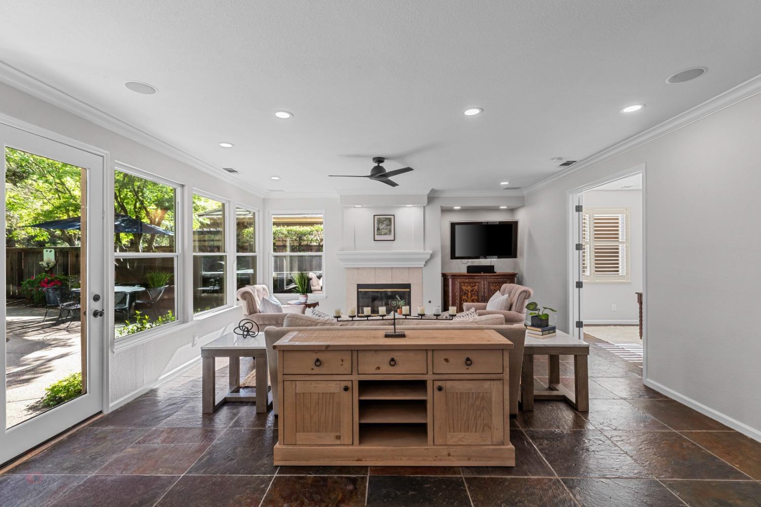 Detail Gallery Image 33 of 84 For 4583 Pine Valley Cir, Stockton,  CA 95219 - 5 Beds | 4 Baths