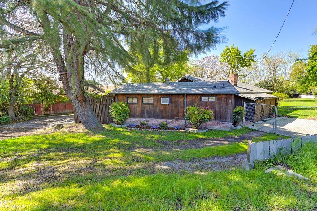 Detail Gallery Image 10 of 62 For 1515 Carlton Ave, Stockton,  CA 95203 - 3 Beds | 2 Baths