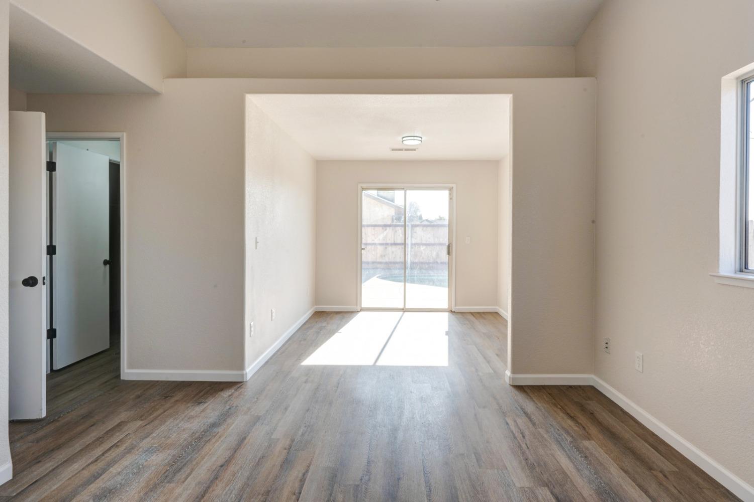 Detail Gallery Image 30 of 40 For 2717 Cowden Ave, Merced,  CA 95348 - 3 Beds | 2 Baths