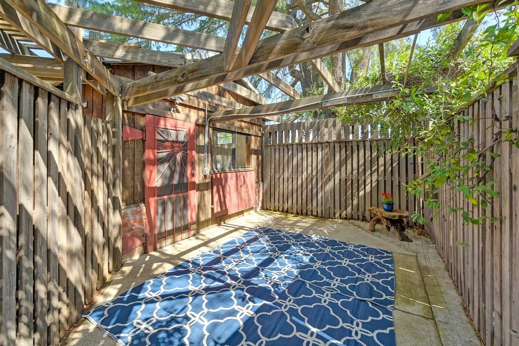 Detail Gallery Image 12 of 62 For 1515 Carlton Ave, Stockton,  CA 95203 - 3 Beds | 2 Baths