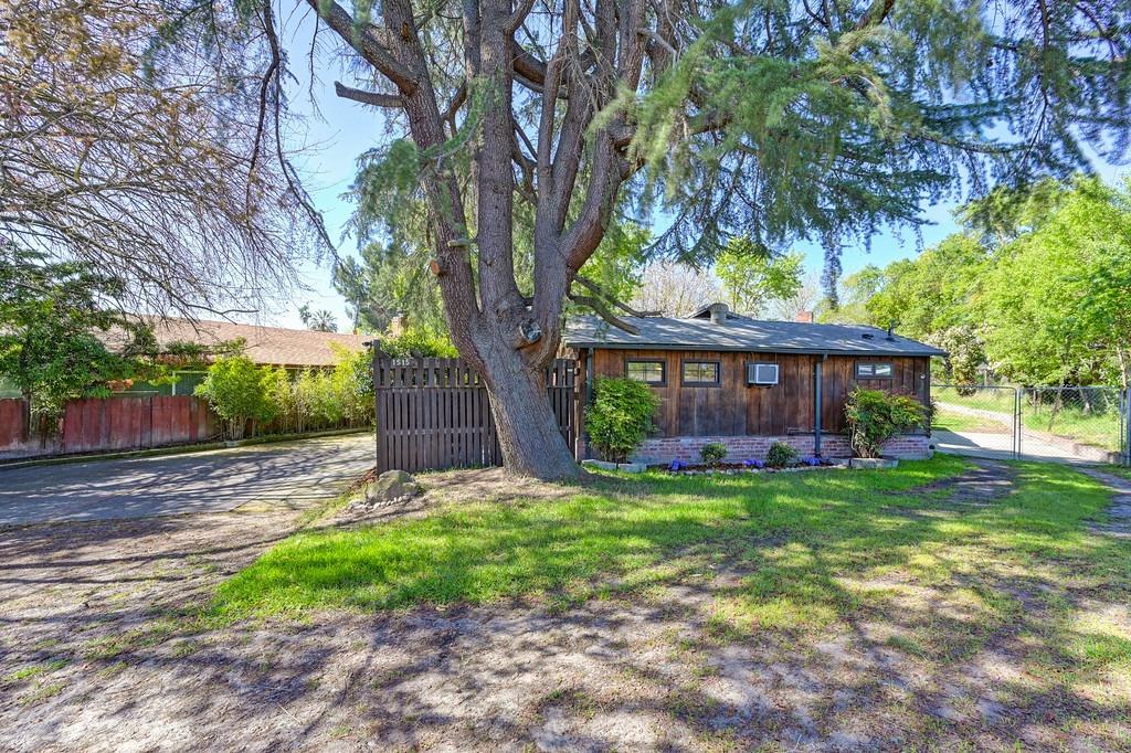 Detail Gallery Image 9 of 62 For 1515 Carlton Ave, Stockton,  CA 95203 - 3 Beds | 2 Baths