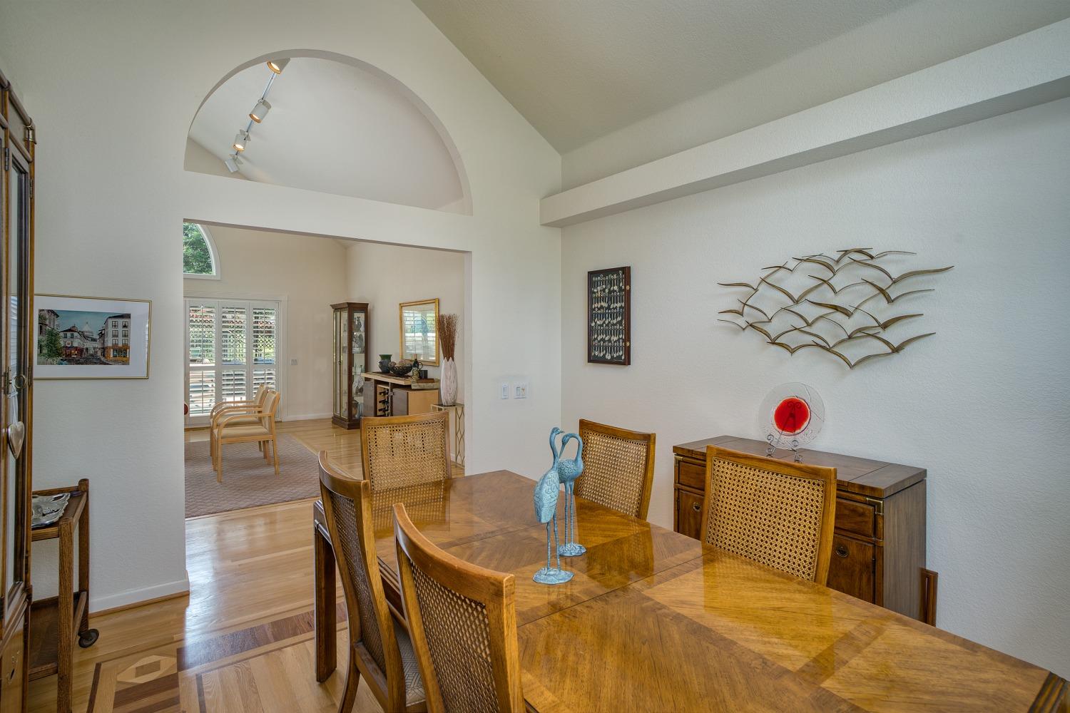 Detail Gallery Image 8 of 42 For 6156 Puerto Dr, Rancho Murieta,  CA 95683 - 3 Beds | 2 Baths