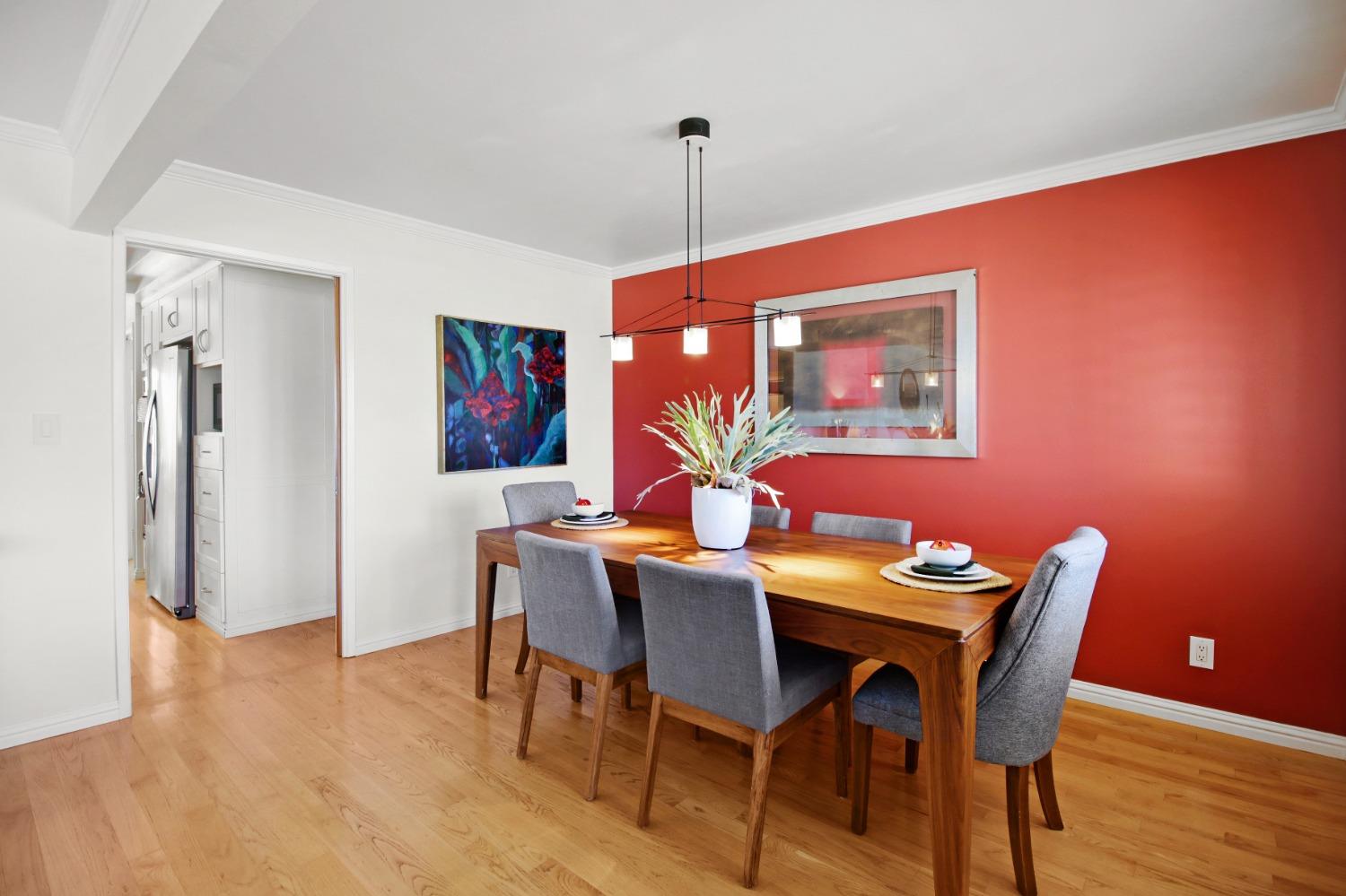 Detail Gallery Image 7 of 61 For 3950 American River Dr, Sacramento,  CA 95864 - 5 Beds | 3 Baths