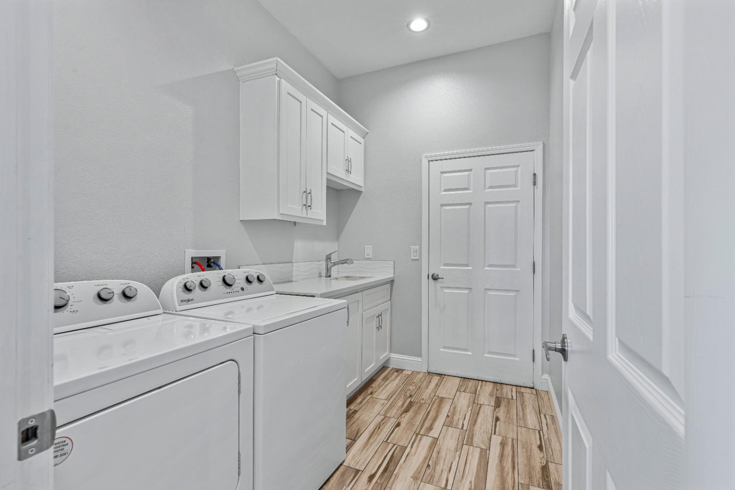 Detail Gallery Image 16 of 41 For 1234 Wildcat Dr, Merced,  CA 95348 - 4 Beds | 2 Baths