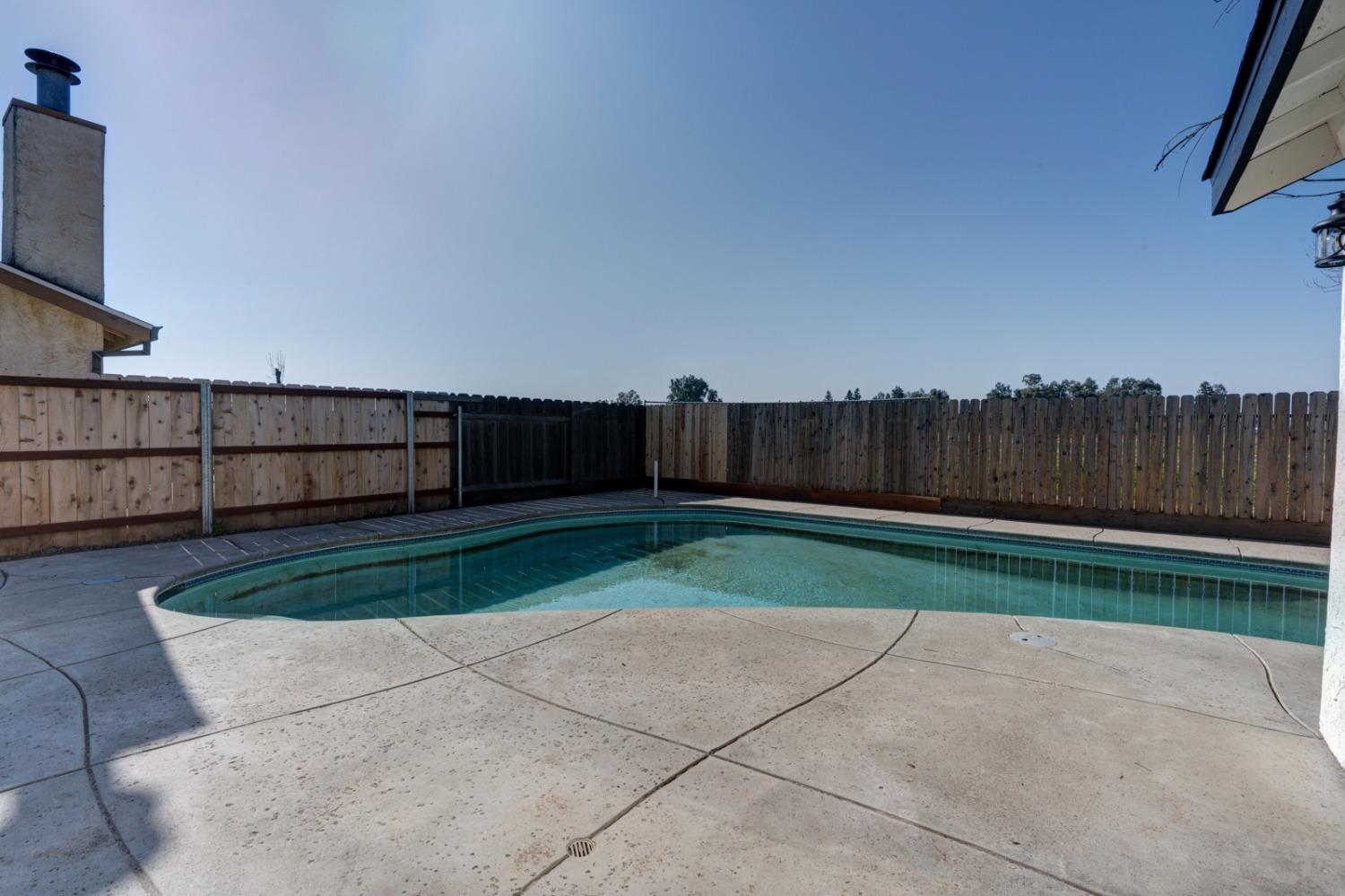 Detail Gallery Image 33 of 40 For 2717 Cowden Ave, Merced,  CA 95348 - 3 Beds | 2 Baths
