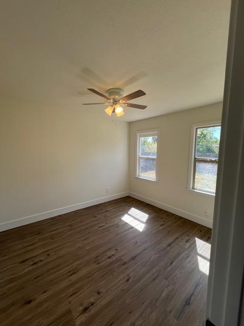 Detail Gallery Image 6 of 10 For 1570 Spring St, Stockton,  CA 95206 - 3 Beds | 1 Baths
