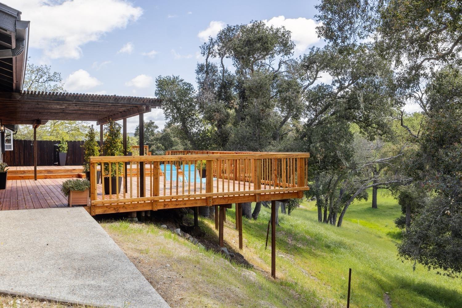 Detail Gallery Image 9 of 46 For 9098 San Gabriel Rd, Atascadero,  CA 93422 - 4 Beds | 2 Baths