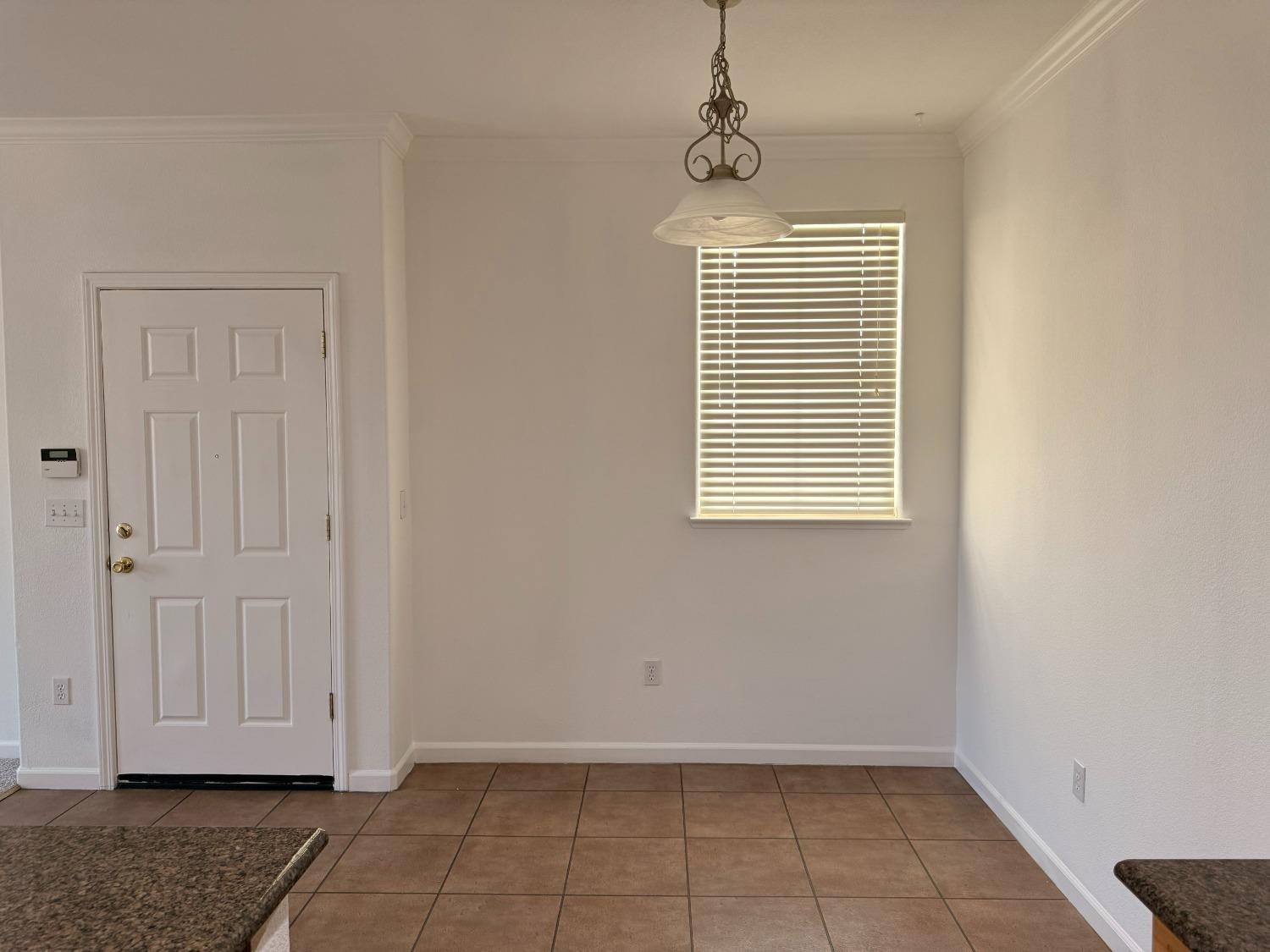 Detail Gallery Image 6 of 21 For 1360 Shady Ln #322,  Turlock,  CA 95382 - 2 Beds | 1 Baths