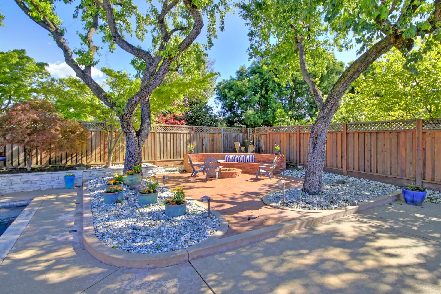 Detail Gallery Image 51 of 61 For 3950 American River Dr, Sacramento,  CA 95864 - 5 Beds | 3 Baths