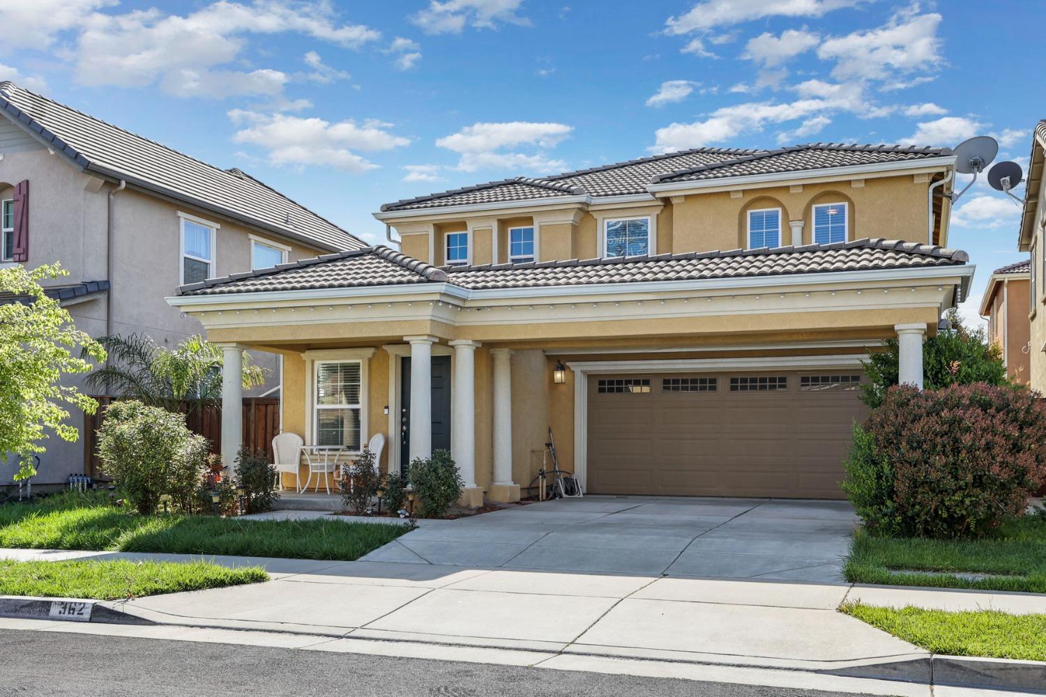 Detail Gallery Image 5 of 42 For 362 Craftsman Dr, Lathrop,  CA 95330 - 4 Beds | 2/1 Baths