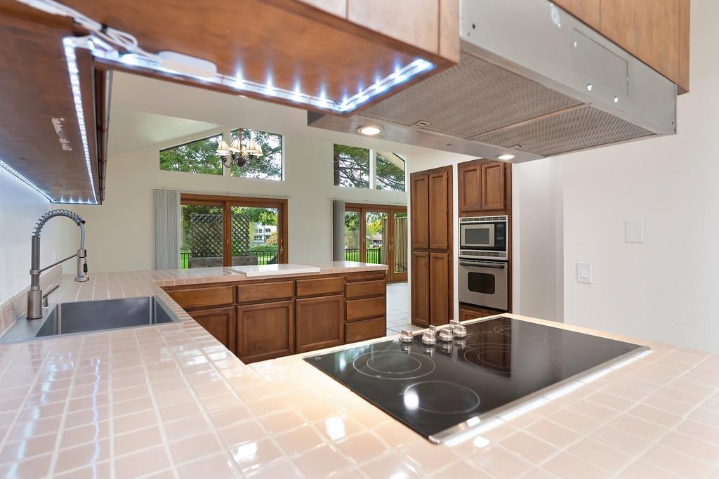 Detail Gallery Image 41 of 57 For 6804 Domingo Dr, Rancho Murieta,  CA 95683 - 2 Beds | 2 Baths