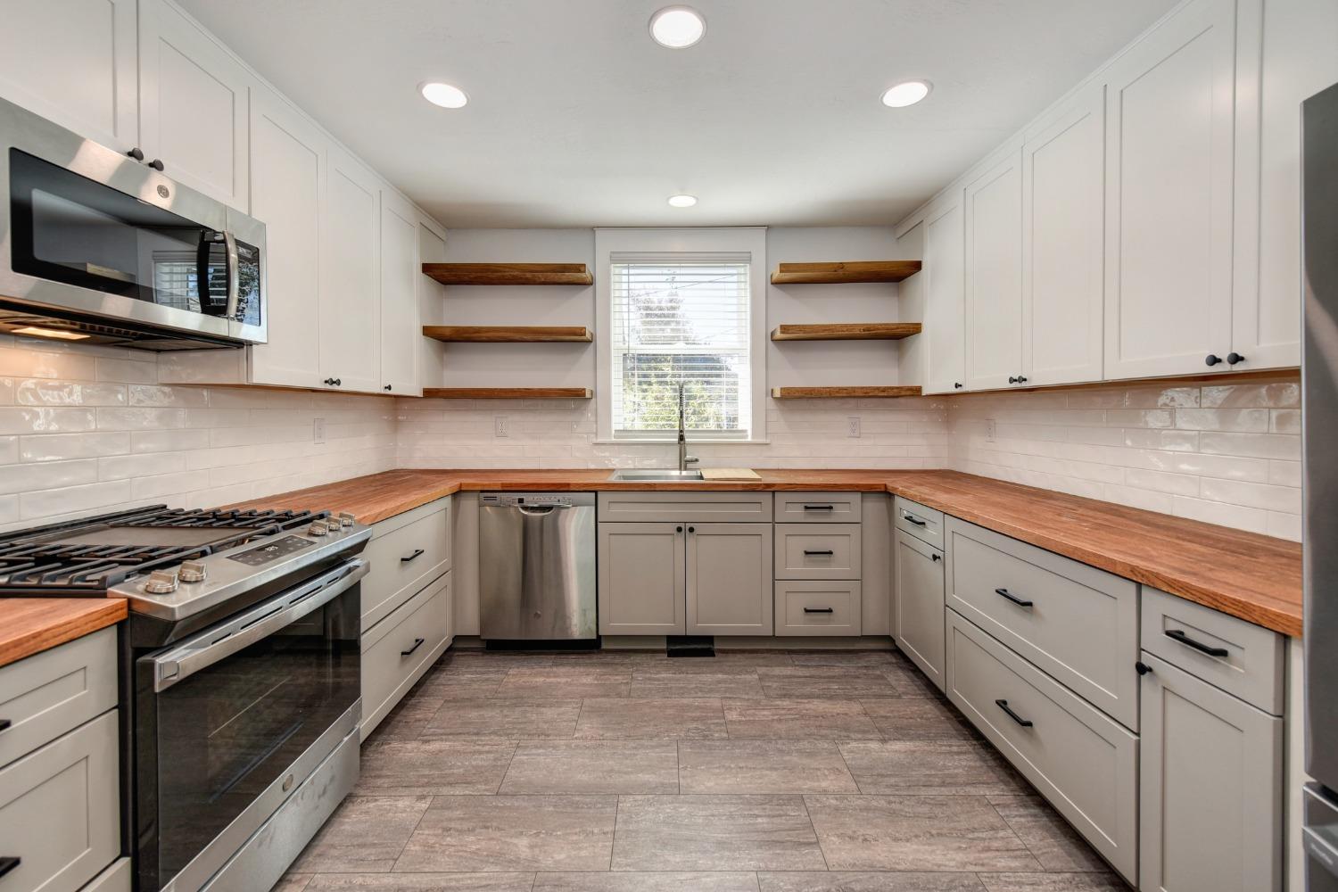 Detail Gallery Image 30 of 70 For 416 Broadway, Jackson,  CA 95642 - 3 Beds | 2 Baths
