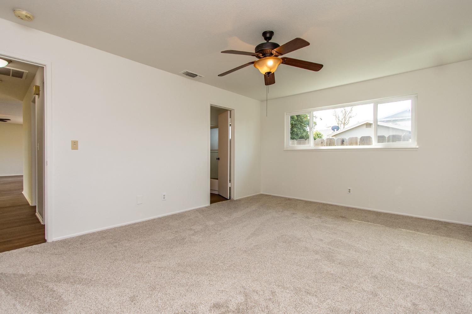 Detail Gallery Image 34 of 41 For 1860 Asbury Ct, Turlock,  CA 95382 - – Beds | – Baths