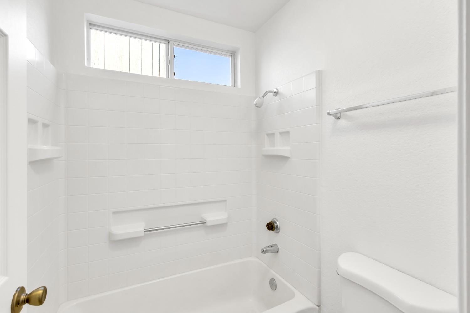 Detail Gallery Image 28 of 36 For 3729 Black Eagle Dr, Antelope,  CA 95843 - 4 Beds | 2 Baths