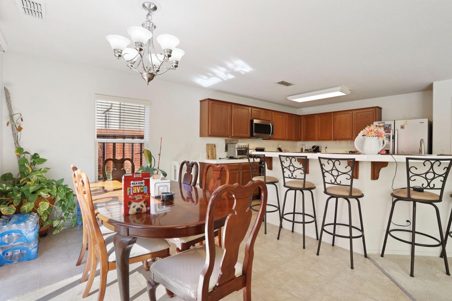 Detail Gallery Image 18 of 42 For 362 Craftsman Dr, Lathrop,  CA 95330 - 4 Beds | 2/1 Baths