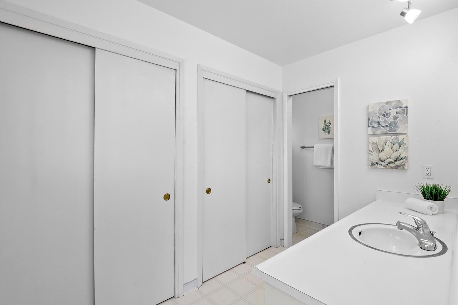 Detail Gallery Image 33 of 52 For 6392 Gloria Dr, Sacramento,  CA 95831 - 3 Beds | 2 Baths