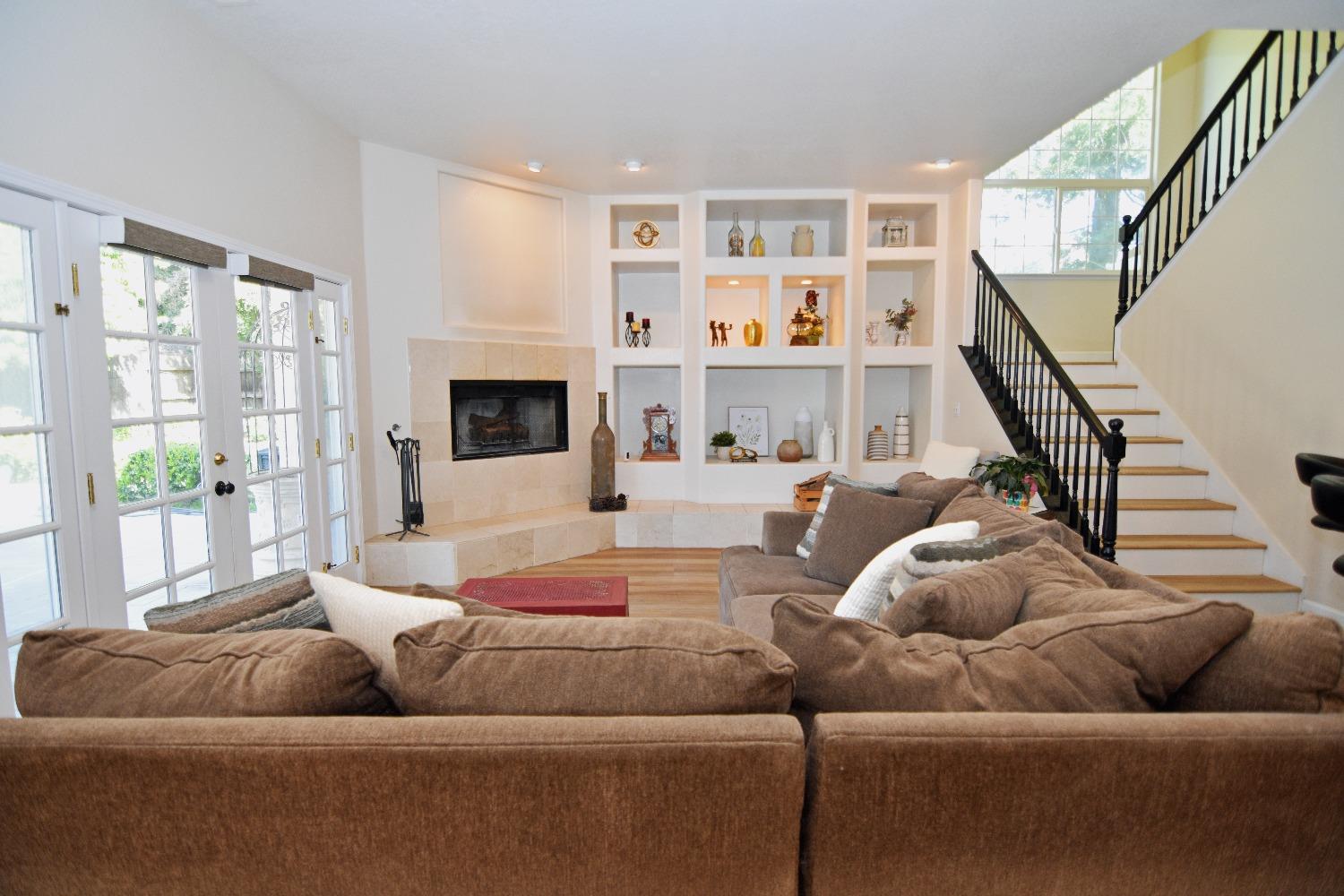 Detail Gallery Image 22 of 62 For 1945 Foxtail Ct, Turlock,  CA 95382 - 4 Beds | 3/1 Baths