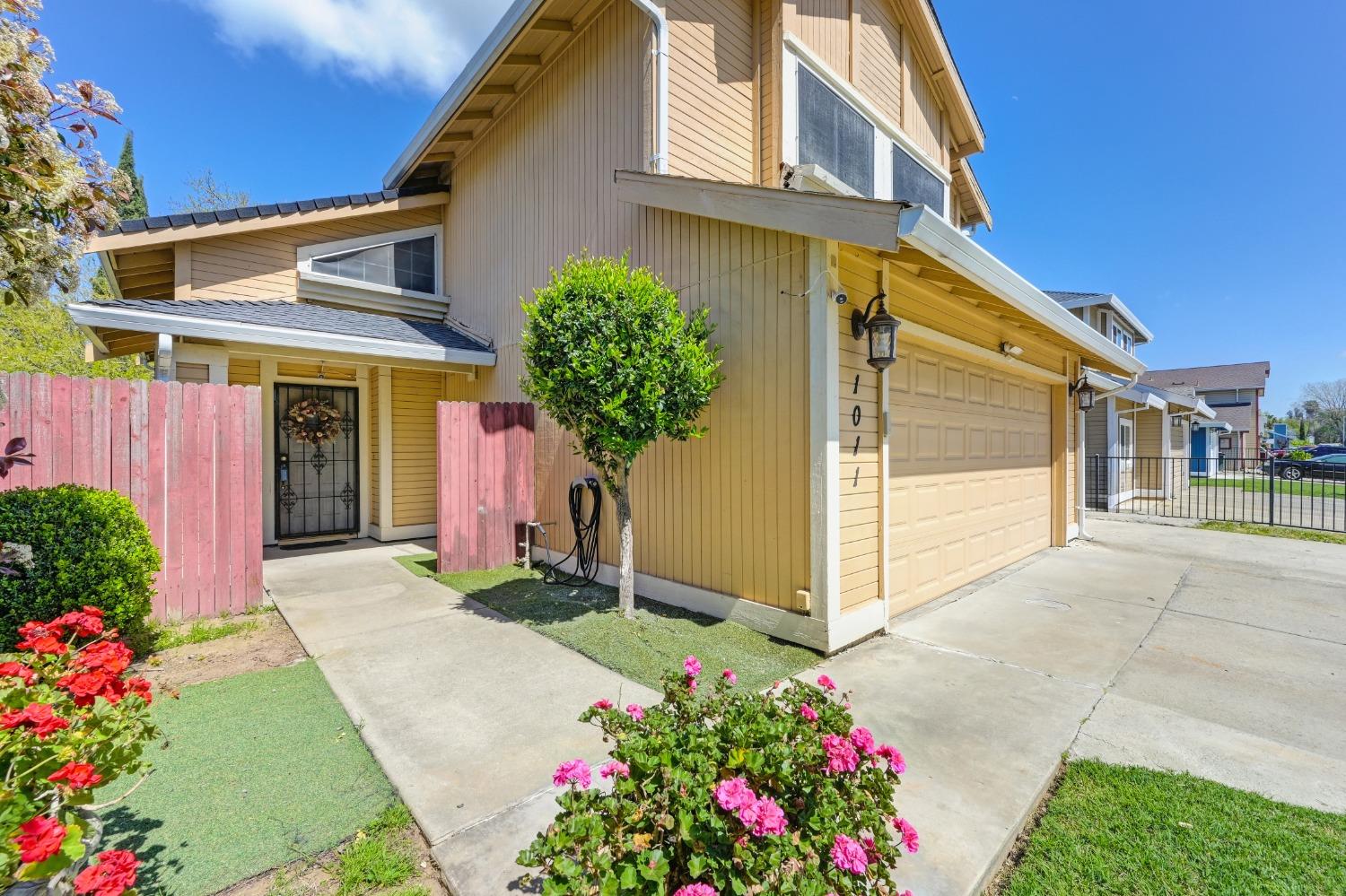 Fallon Woods Way, Rio Linda, California image 5