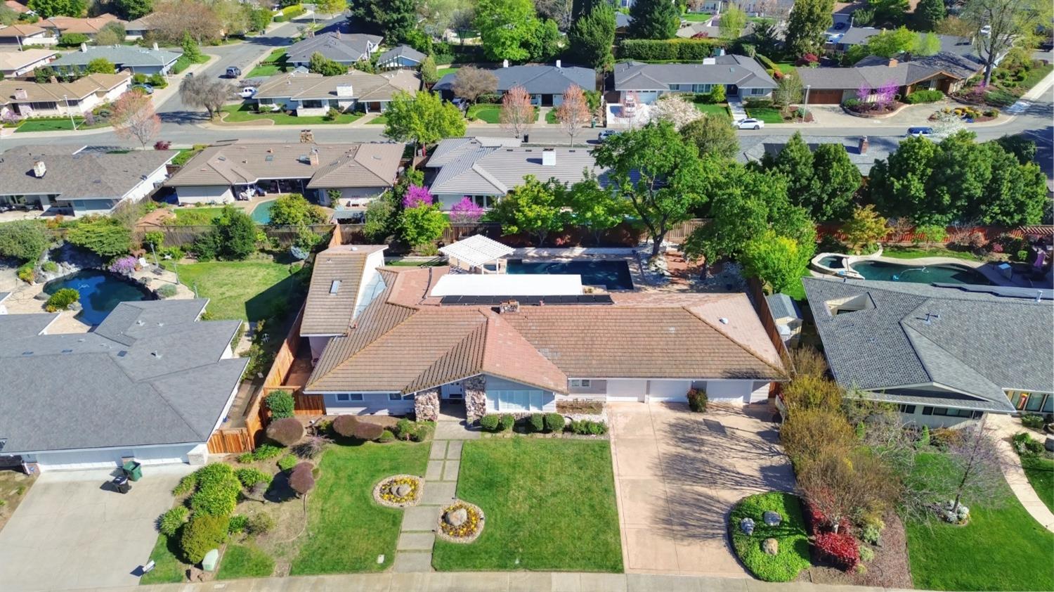 Detail Gallery Image 60 of 61 For 3950 American River Dr, Sacramento,  CA 95864 - 5 Beds | 3 Baths