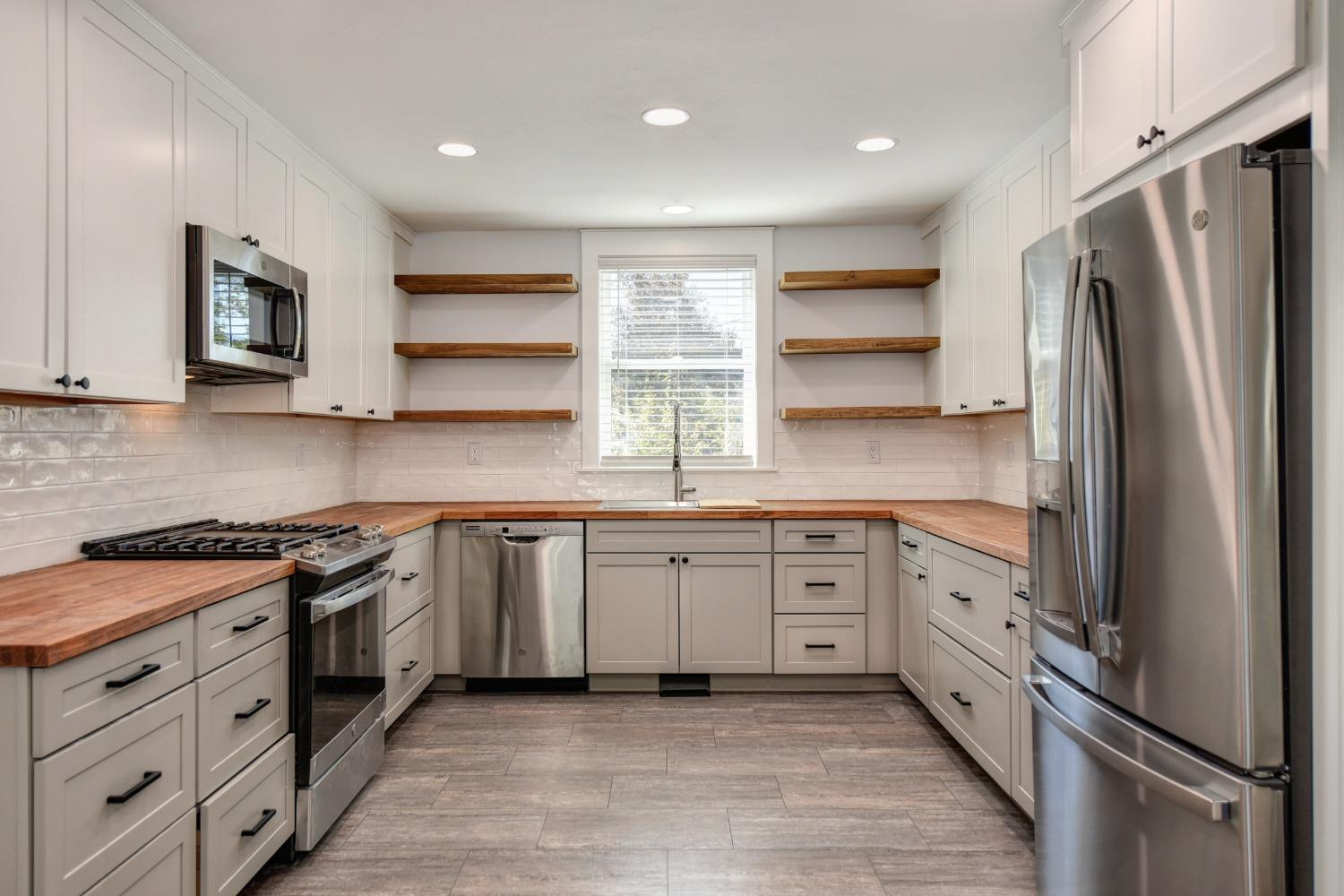 Detail Gallery Image 29 of 70 For 416 Broadway, Jackson,  CA 95642 - 3 Beds | 2 Baths