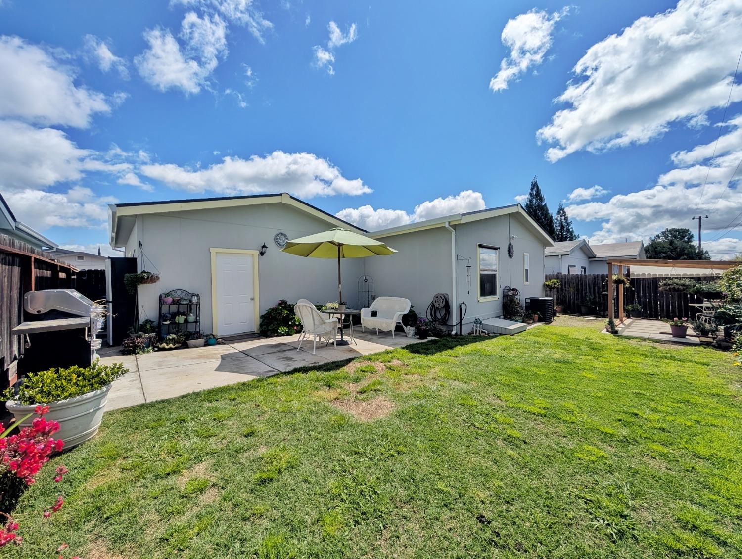 Detail Gallery Image 3 of 63 For 5829 W Park Dr, Ione,  CA 95640 - 2 Beds | 2 Baths