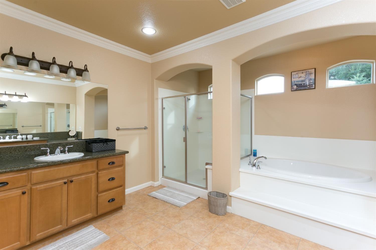 Detail Gallery Image 64 of 98 For 10940 St. Moritz Cir, Stockton,  CA 95209 - 6 Beds | 5 Baths