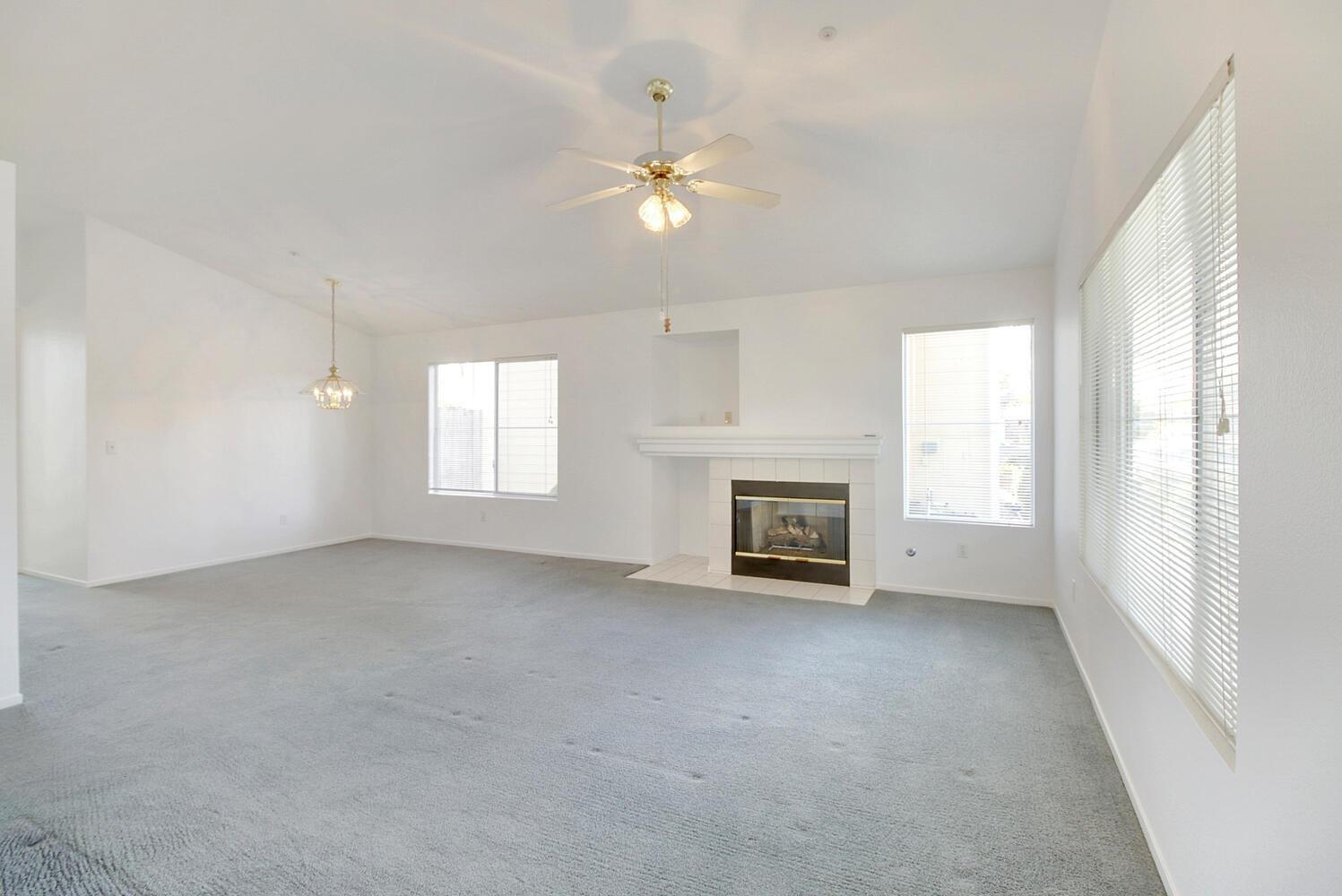 Detail Gallery Image 4 of 40 For 980 Huston Cir, Woodland,  CA 95776 - 3 Beds | 2 Baths