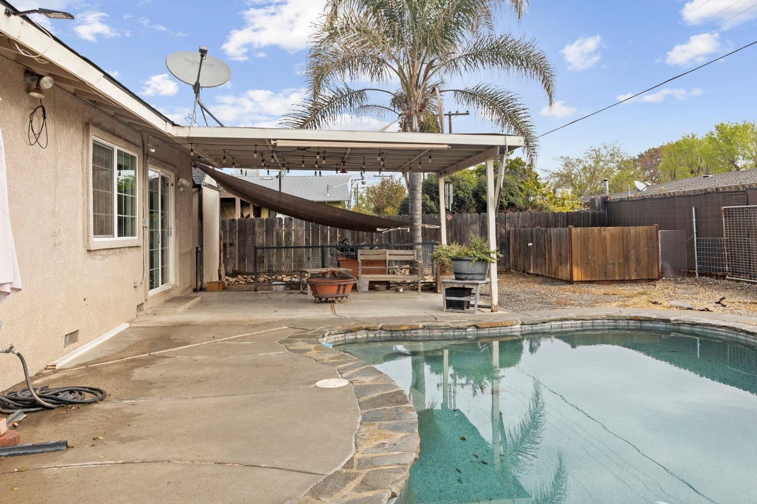 Detail Gallery Image 23 of 27 For 428 N Santa Monica St, Los Banos,  CA 93635 - 3 Beds | 2 Baths
