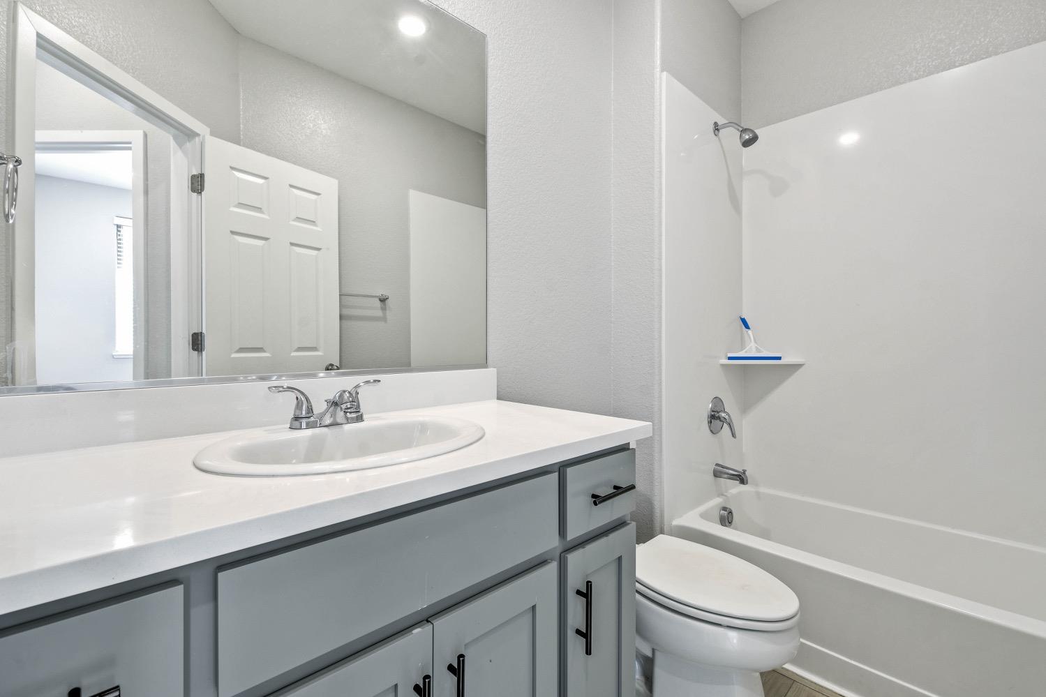 Detail Gallery Image 16 of 34 For 5641 Cobbler Ln, Linda,  CA 95901 - 3 Beds | 2 Baths