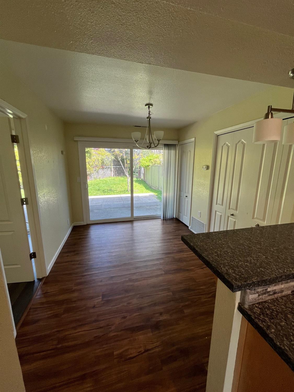 Detail Gallery Image 8 of 31 For 2769 Subec Ln, Soquel,  CA 95073 - 3 Beds | 1/1 Baths