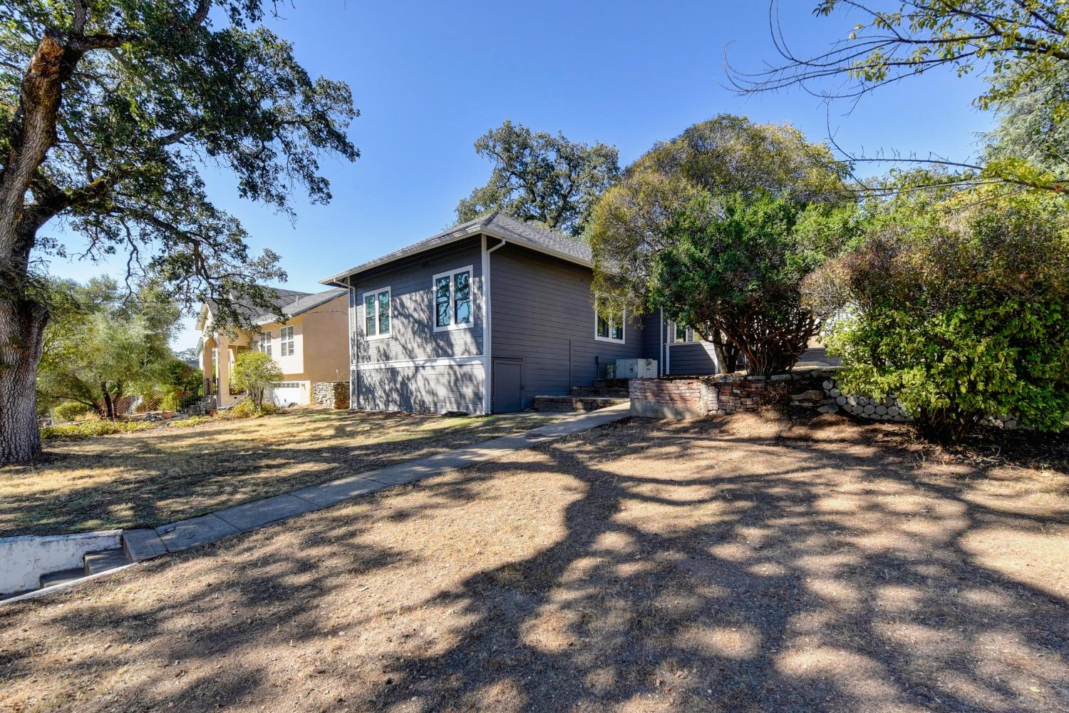 Detail Gallery Image 6 of 70 For 416 Broadway, Jackson,  CA 95642 - 3 Beds | 2 Baths